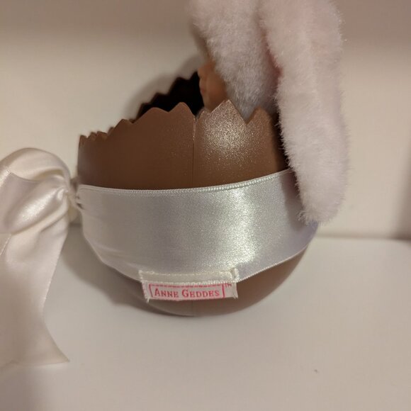 Anne Geddes Baby Bunny in Easter Egg - Picture 3 of 6